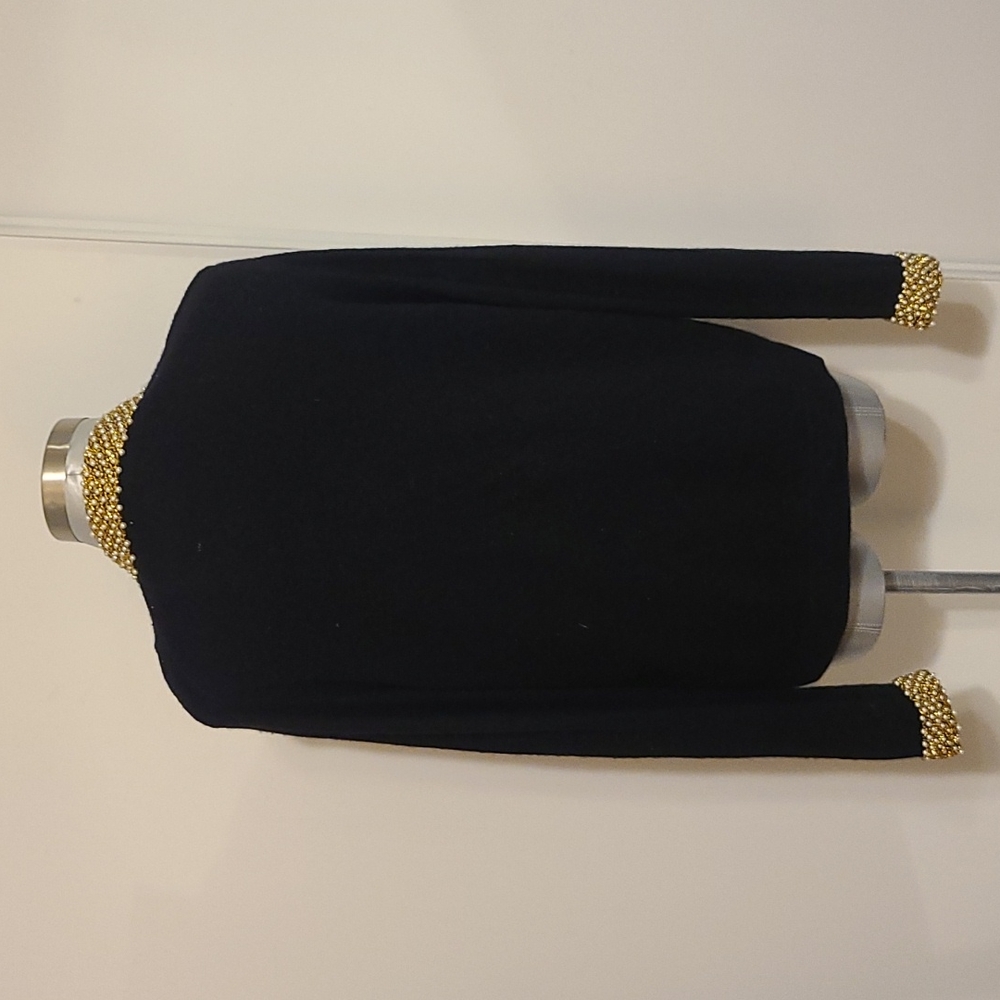 Vintage Zell Ucci Original Beautiful Preal & Gold Sequins. View 5